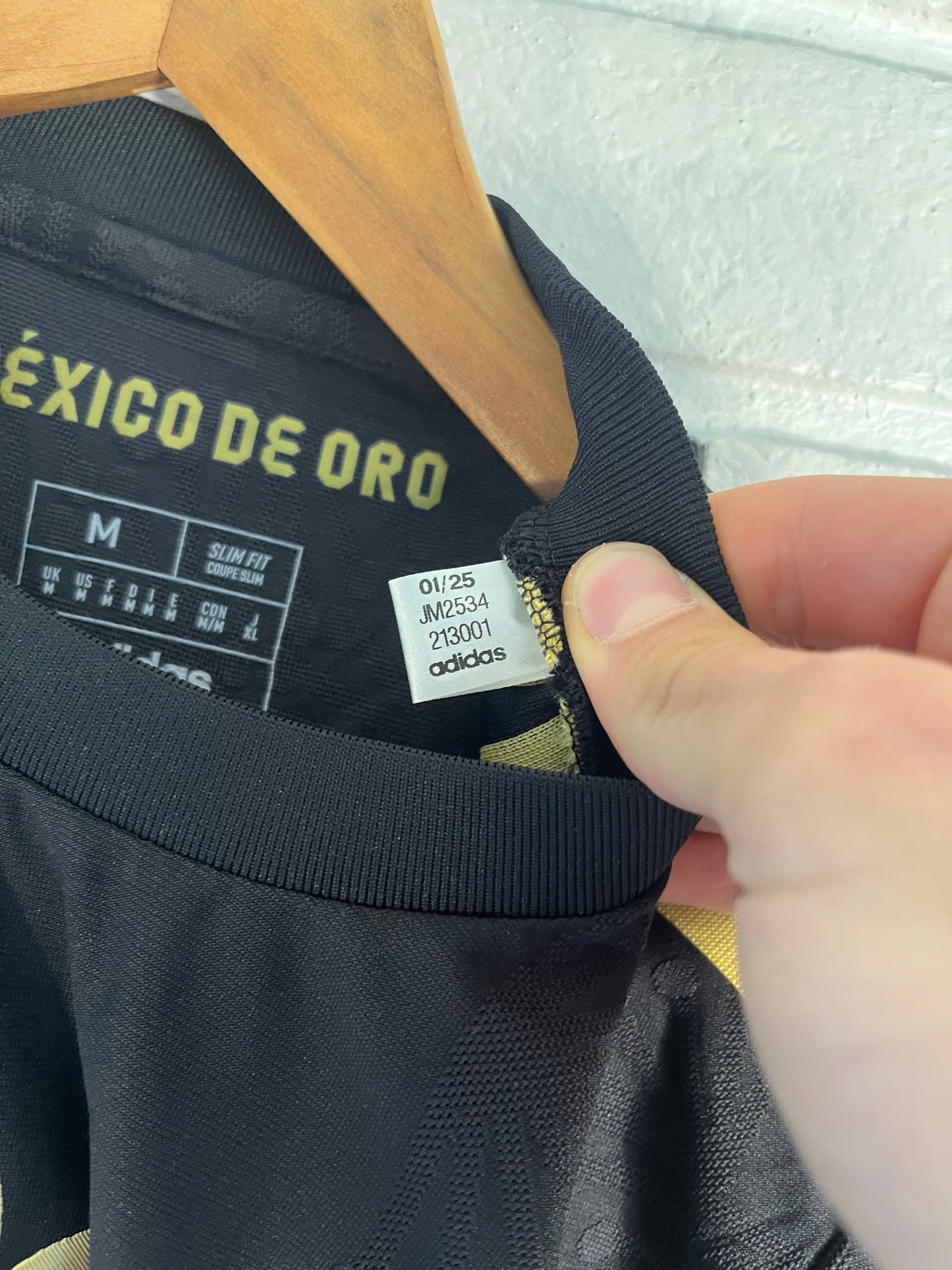 Mexico 25/26 (S) - Alvarez #4 - 8/10 - Medium