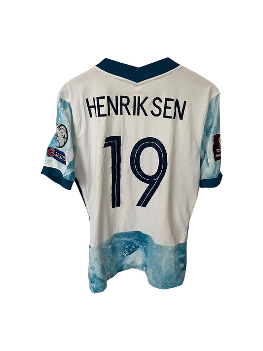 NORGE 20/21 (A)
Henriksen #19
L • 8/10