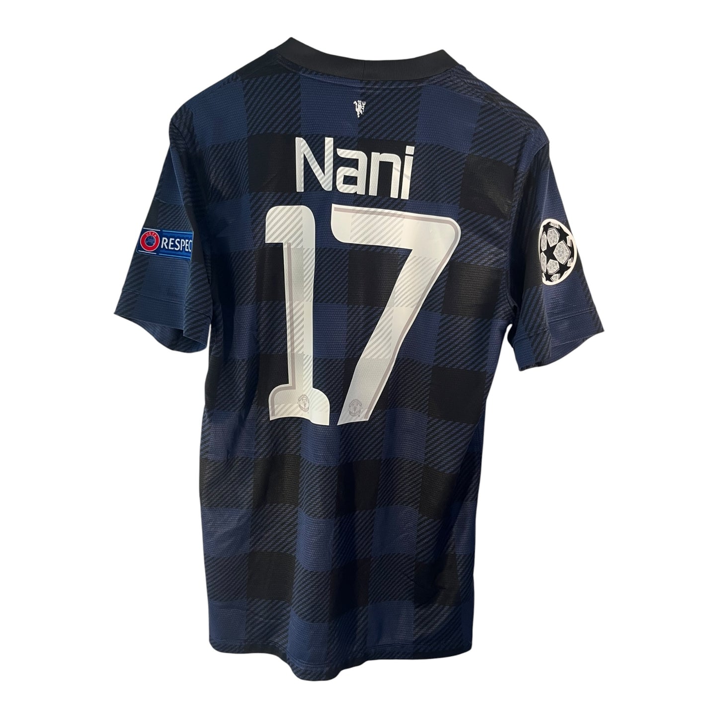Manchester United 13/14 (B) - Nani #17 - 7.5/10 - Small