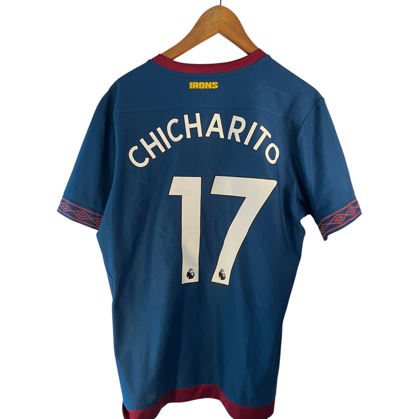 Westham 18/19 (B) - Chicharito #17 - 8/10 - Large