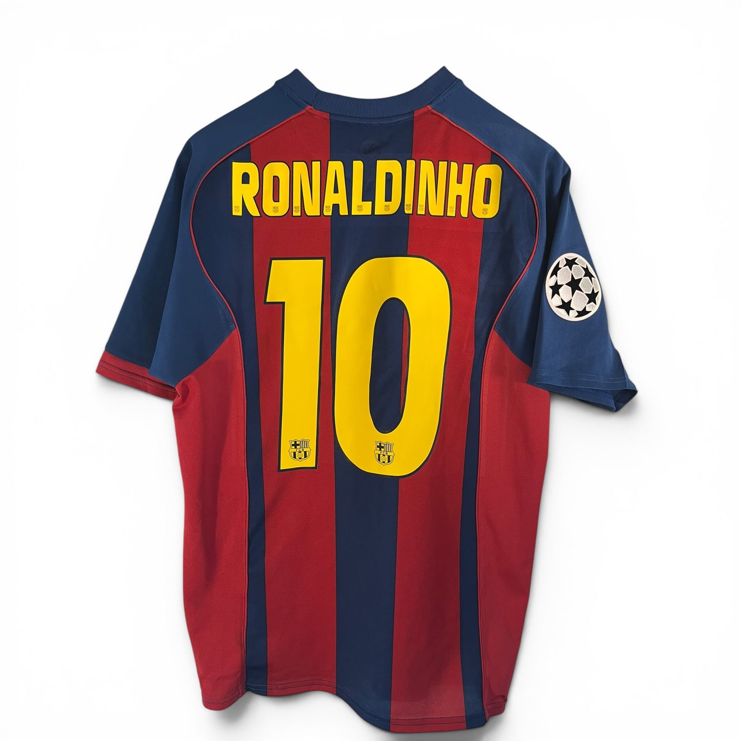 Barcelona 04/05 (H) - Ronaldinho #10 - 8/10 - Medium