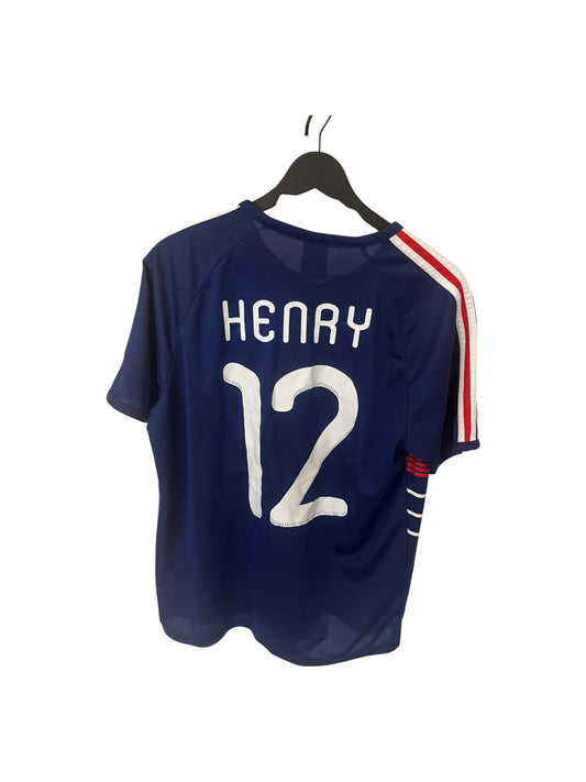 FRANKRIKE 09/10 (H)
Henry #12
M • 7.5/10