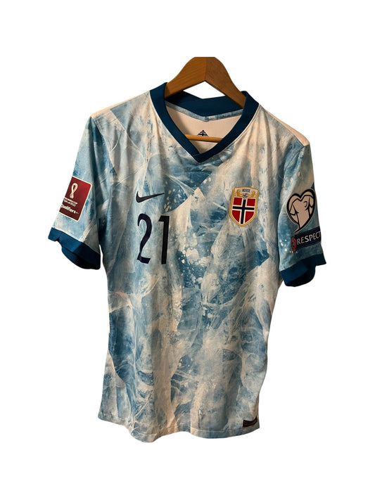 NORGE 20/21 (A)
Normann #21
L • 7/10