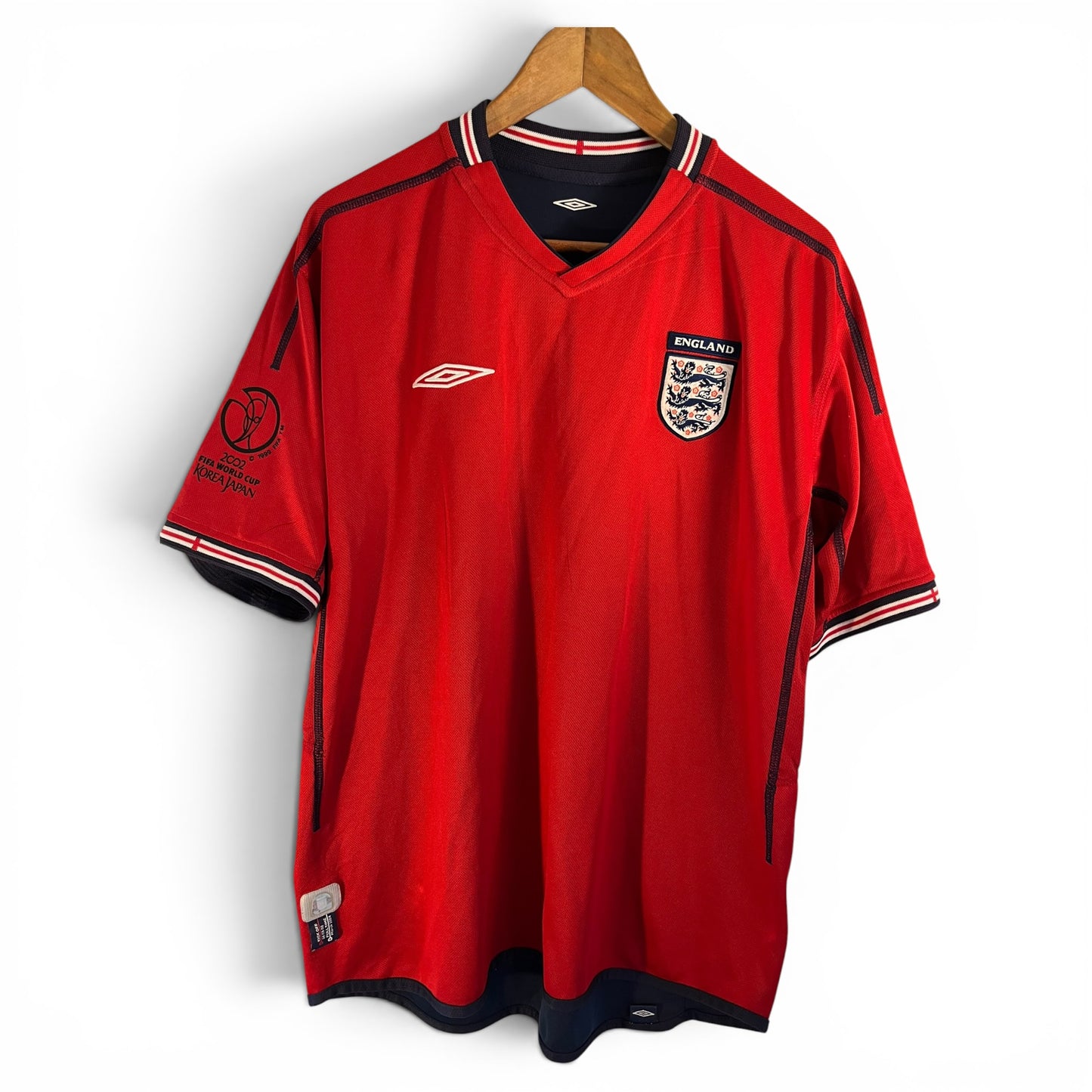 England 02/03 (B) - 8/10 *Feil farge patch* - X Large
