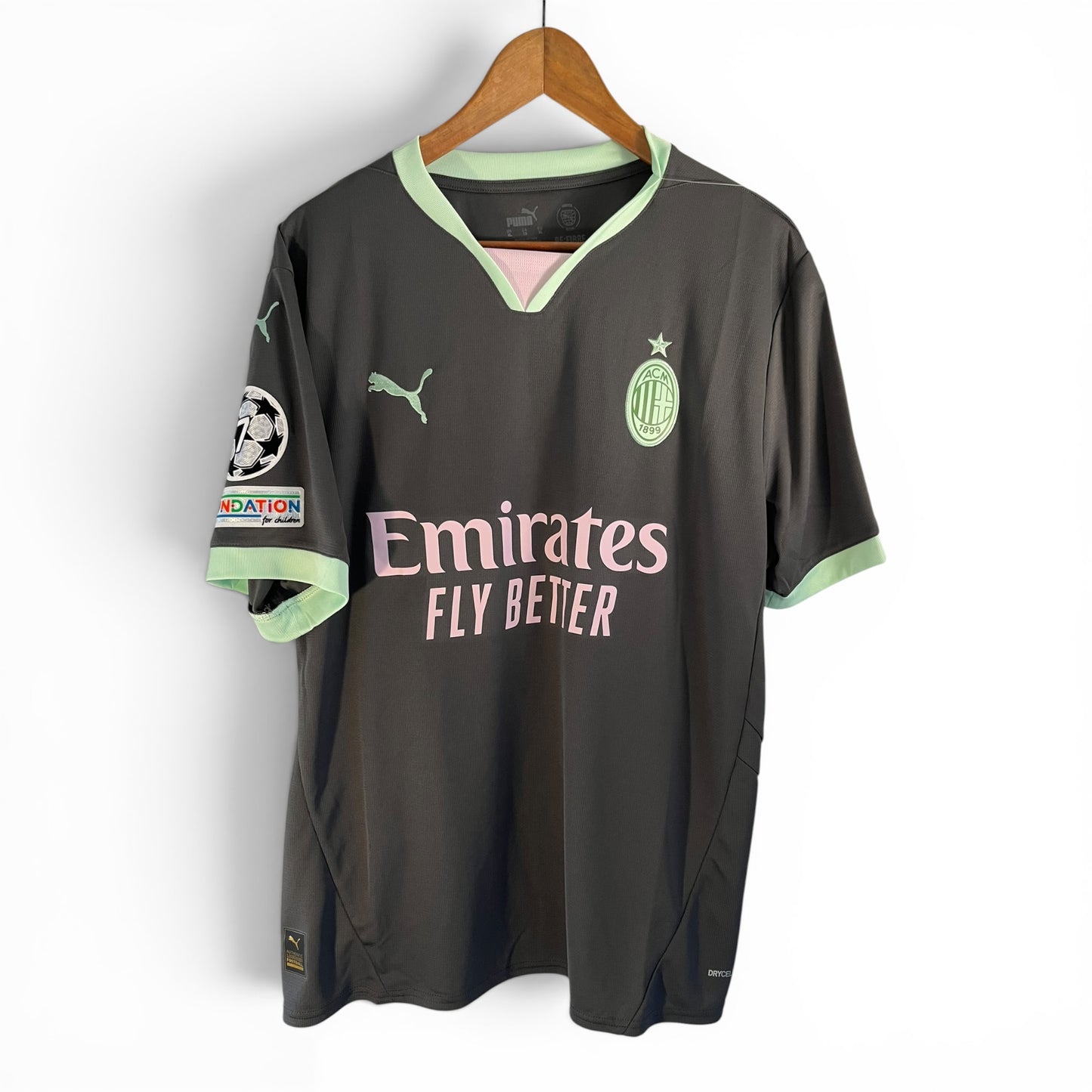 AC Milan 24/25 (T) - Pulisic #11 - 10/10 - X Large