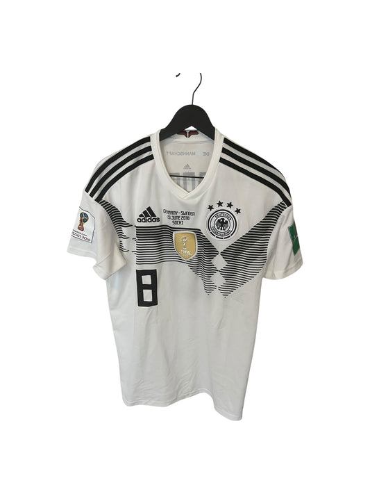 TYSKLAND 2018 (H)
Kroos #8
M • 8/10